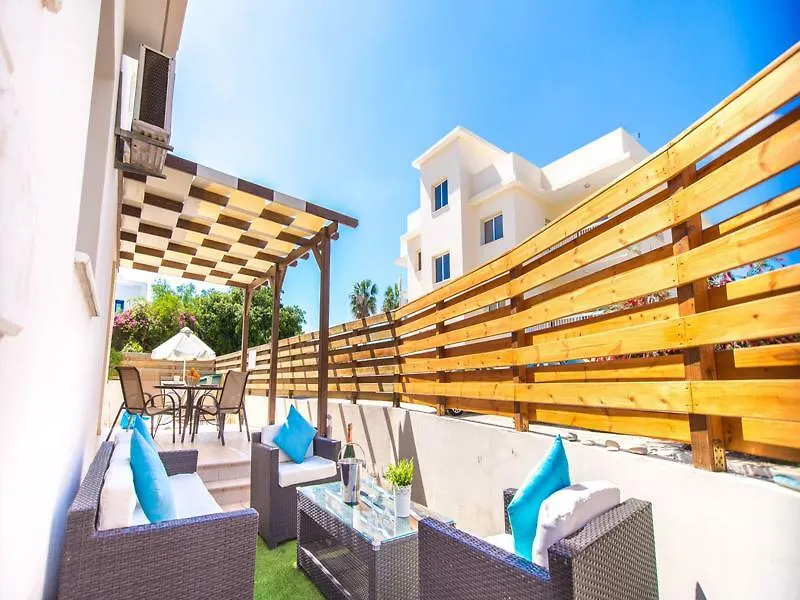 Protaras Holiday Villa 007 0*,