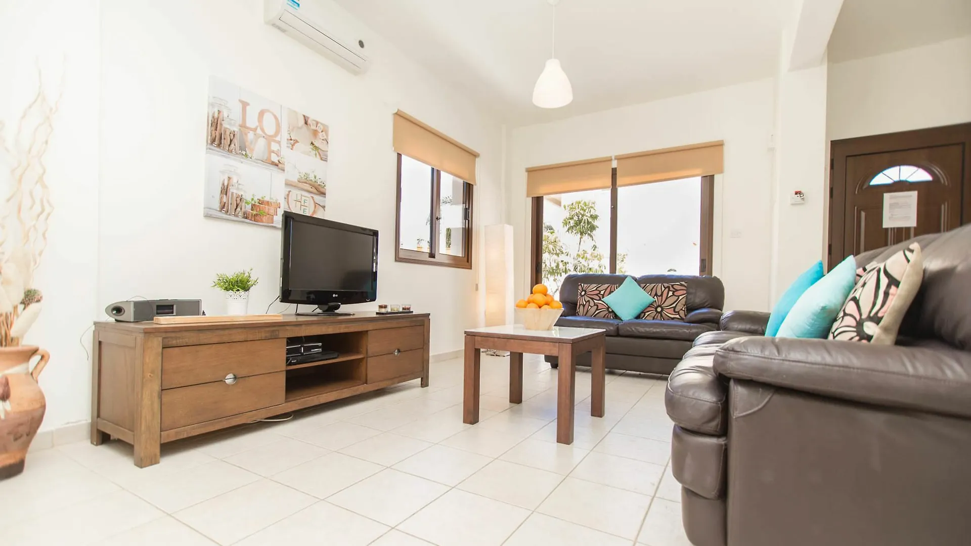 Protaras Holiday Villa 007 0*,
